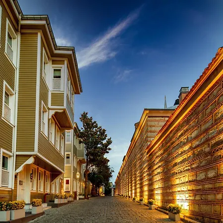 Hagia Sofia Mansions Istanbul, Curio Collection By Hilton-3