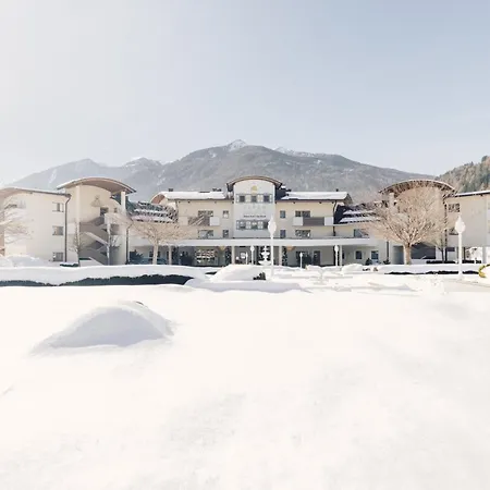 Alpenpalace Luxury Hideaway & Spa Retreat-2