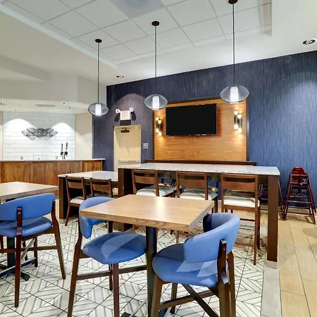 Drury Inn & Suites Lafayette In-3