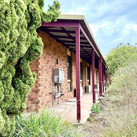 Redgum Motel-3