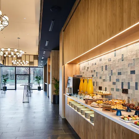 Four Points By Sheraton Barcelona Airport-3