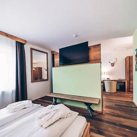Aktivhotel Wildschütz-2