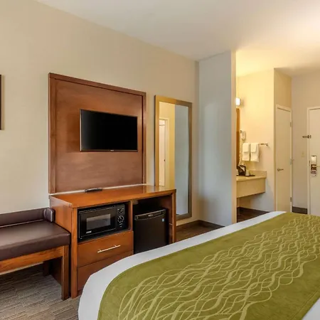 Comfort Inn Ellsworth - Bar Harbor-3