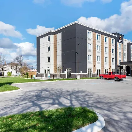 Comfort Inn & Suites-2