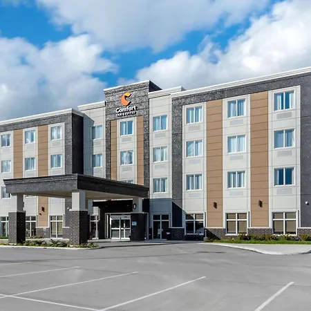 Comfort Inn & Suites-3