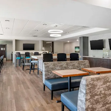Comfort Inn & Suites Clarksville - Louisville North-3