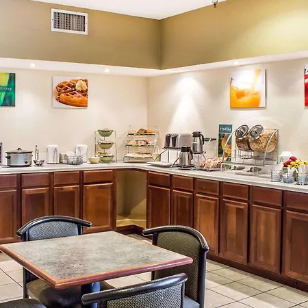 Quality Inn & Suites Yuma-2