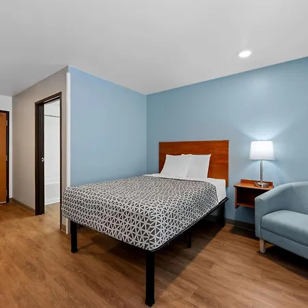 Woodspring Suites Hobbs-2
