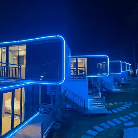 Space House Hotel Phuket-3