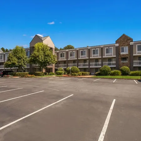 Quality Inn Northlake-2