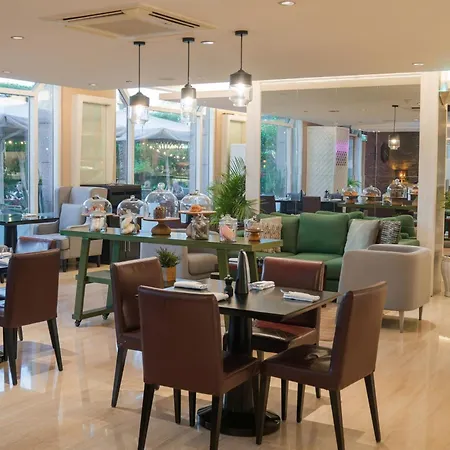 Dubai Marriott Harbour Hotel And Suites-2