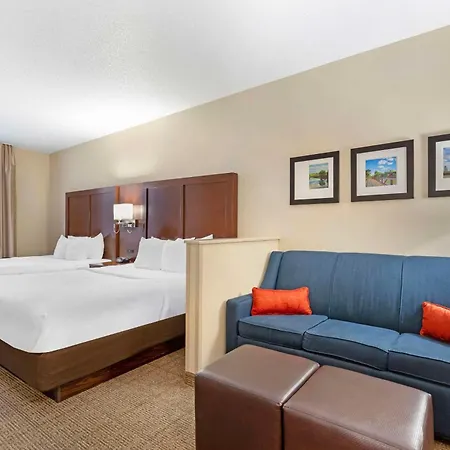 Comfort Suites Cedar Falls Industrial Park-3