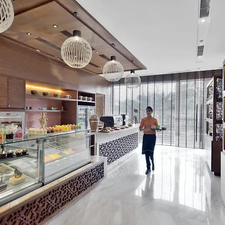Courtyard By Marriott Raipur-3