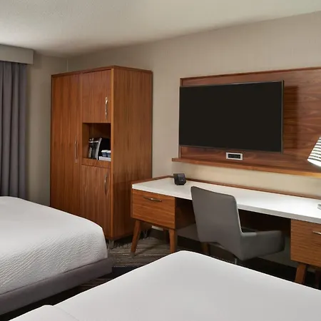 Four Points By Sheraton Vaughan-2