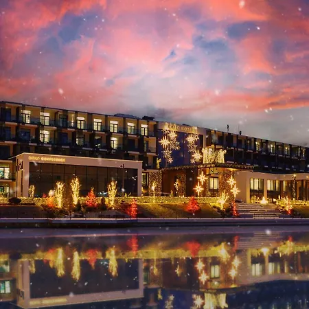 Emily Resort-3