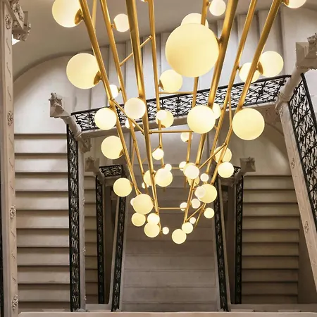 W Budapest-3