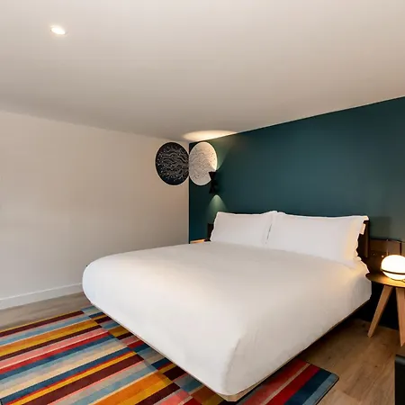Aloft By Marriott Dijon-3