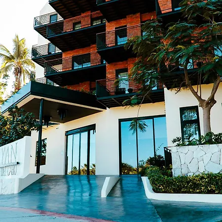 Flamboyan Hotel&Residences-3