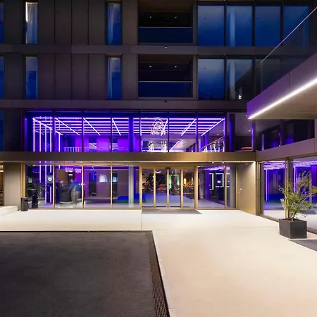 Yotel Geneva Lake-3