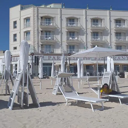 Hotel Paradise-3