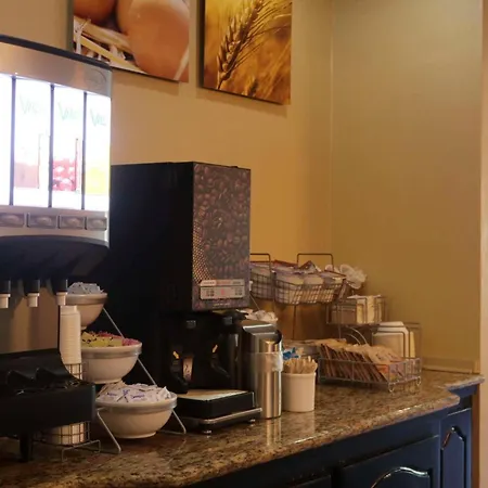 Comfort Inn & Suites Burnet-3