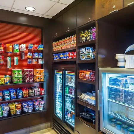 Comfort Inn & Suites Logan International Airport-3