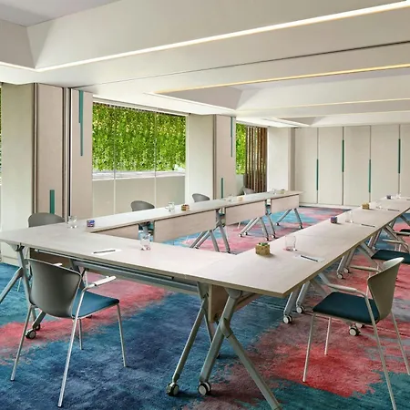 Aloft By Marriott Bali Kuta At Beachwalk-3