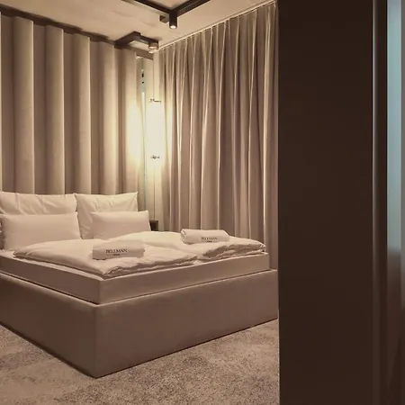 Bellman Hotel-2