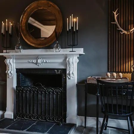 The Murray Arms - Award Winning Boutique Hotel-3