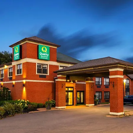 Quality Inn & Suites Garden Of The Gulf-2