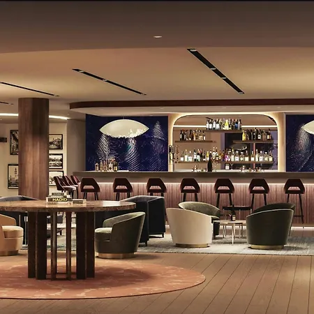 Ac Hotel By Marriott Saint-Julien-En-Genevois-2