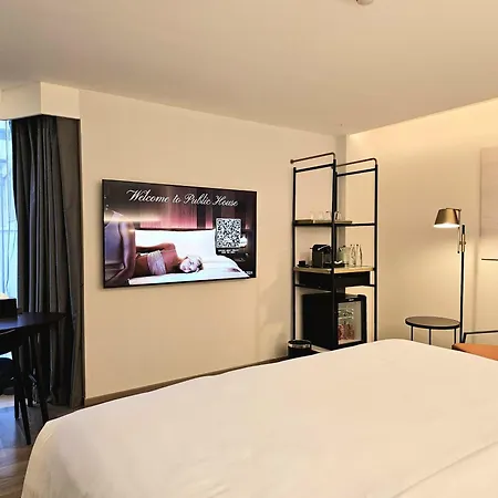 Public House Bangkok, A Member Of Design Hotels-3