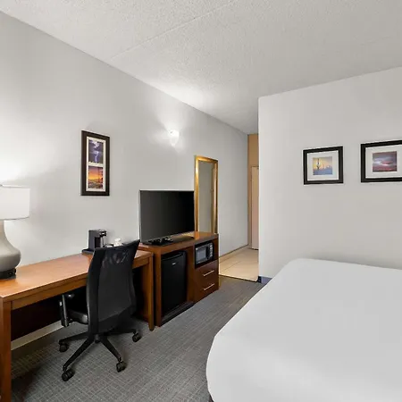Comfort Inn & Suites Near Kino Sports Complex-3