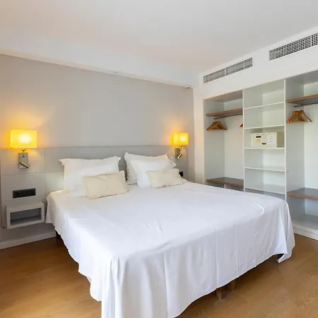 Hipotels Apartamentos Cala Bona-3