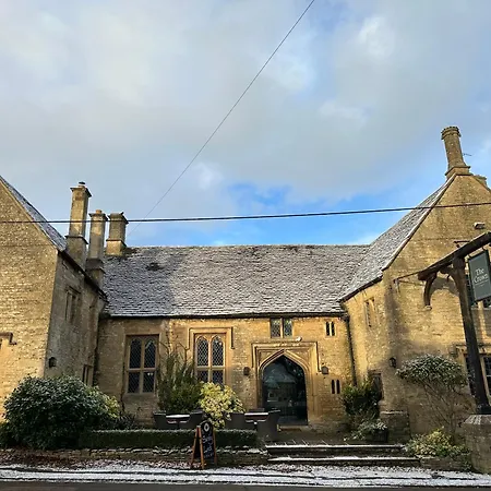 The Crown At Shipton-3