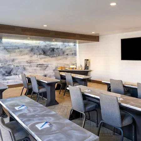 Inn At The Pier Pismo Beach, Curio Collection By Hilton-2