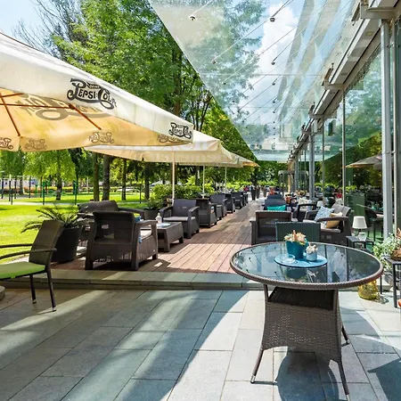 Abacus Business & Wellness Hotel-2