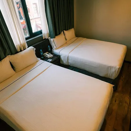 Hotel Canada-3