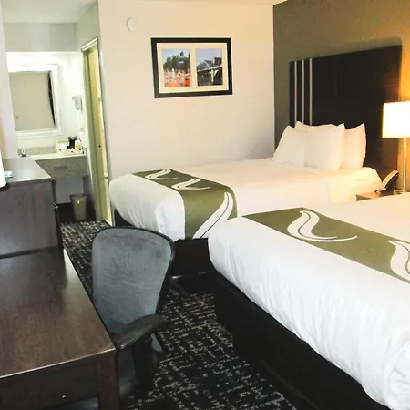 Quality Inn Cleveland North-3