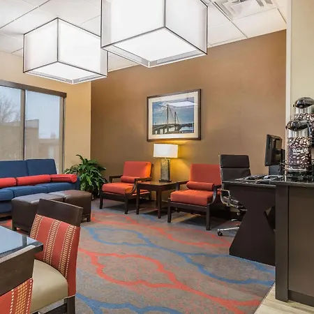 Comfort Inn Alton Near I-255-3
