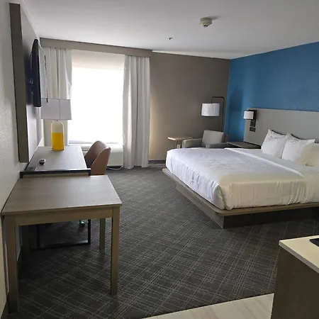 Comfort Inn Bourbonnais Near I-57-2