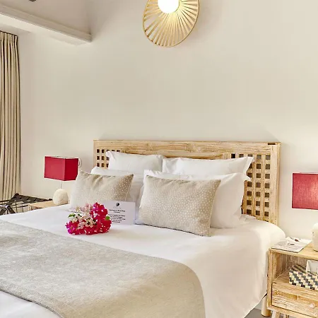 Les Galets Rouges Lodges&Spa-3