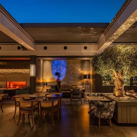 Kwetu Nairobi, Curio Collection By Hilton-3