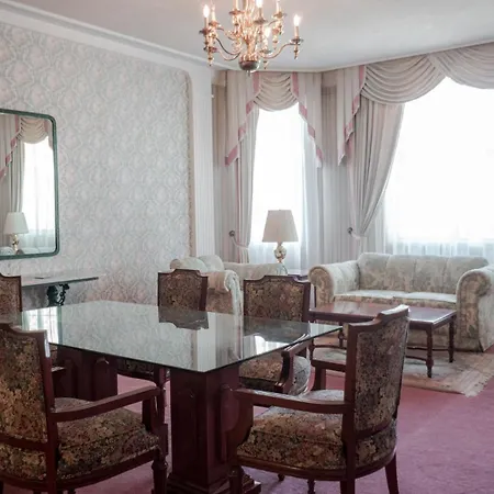 Hotel Alameda Grand-2