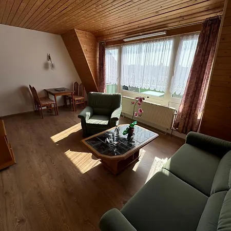 HAUS USEDOM Ferienwohnanlage mit Frühstücks-Restaurant gegenüber im Seeschlösschen-3