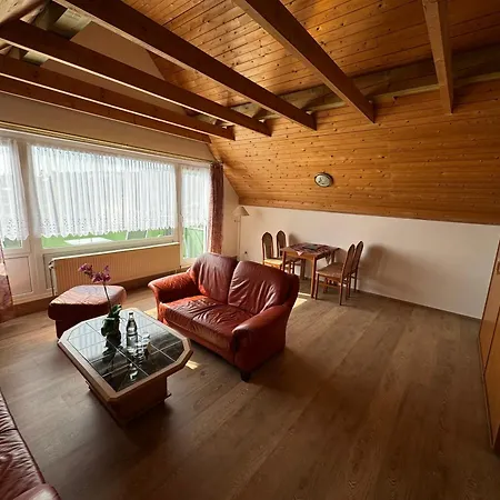 Haus Usedom Ferienwohnanlage Mit Fruehstuecks-Restaurant Gegenueber Im Seeschloesschen-2