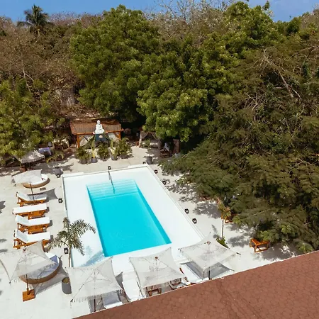 Bora Bora Beach Club Cartagena-3