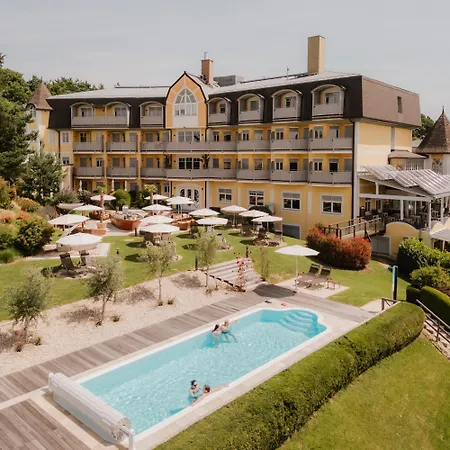 Maiers Kuschelhotel Loipersdorf Deluxe - ADULTS ONLY-2