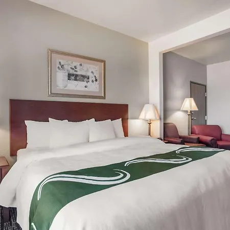 Quality Inn Parsons North-2
