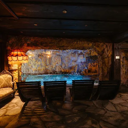 Sungarden Golf & Spa Resort-3